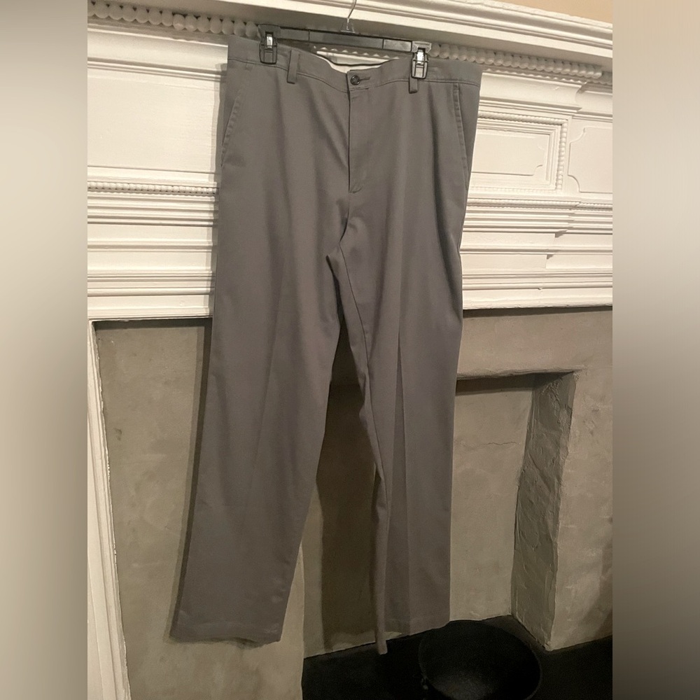 Dockers Classic fit